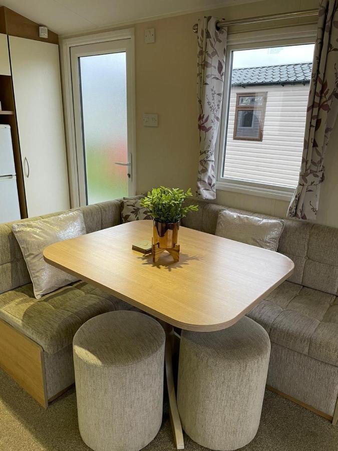 Coastal Retreats, Beech Rise, Primrose Valley